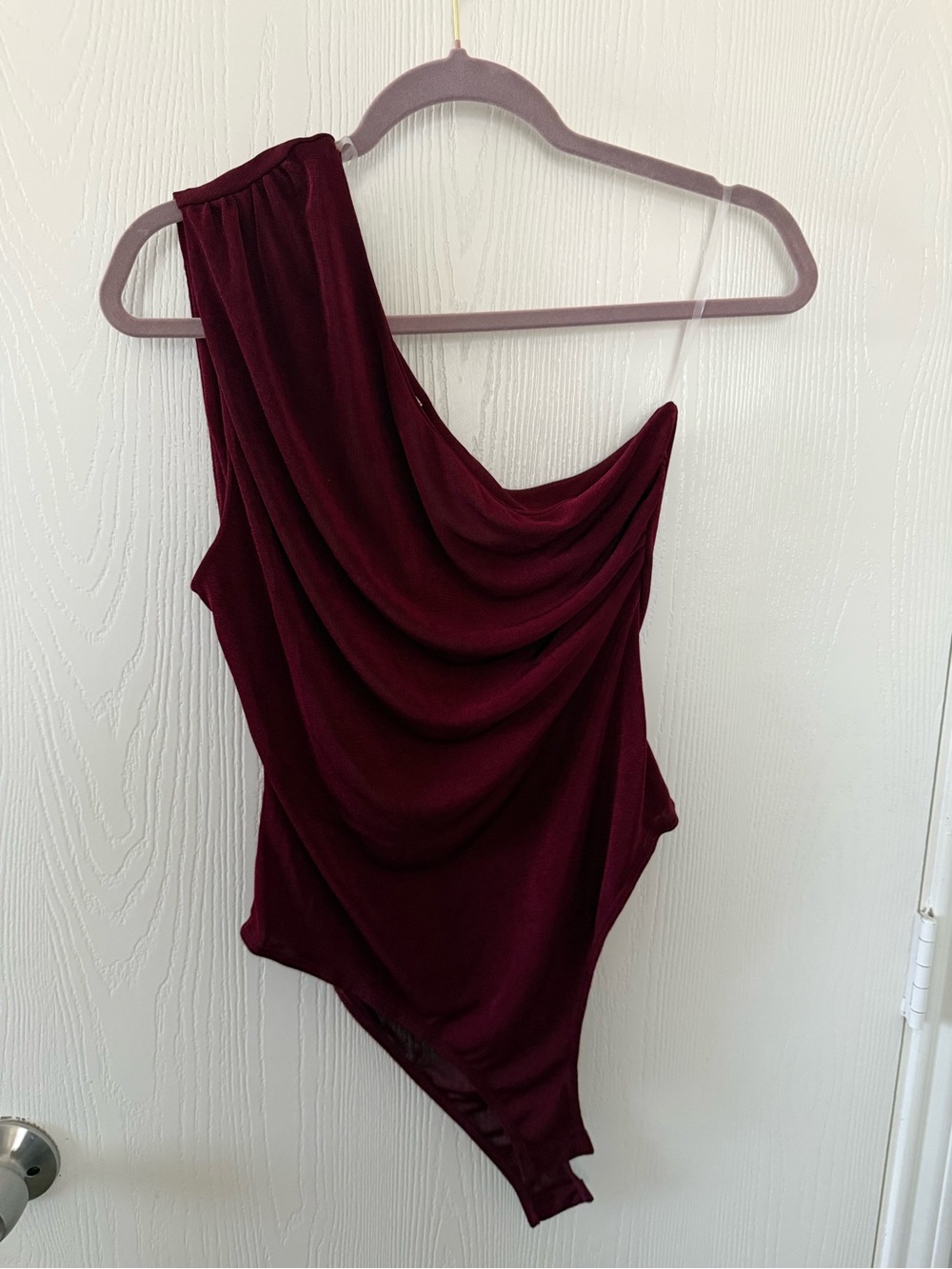 entro One-Shoulder Draped Bodysuit - Burgundy